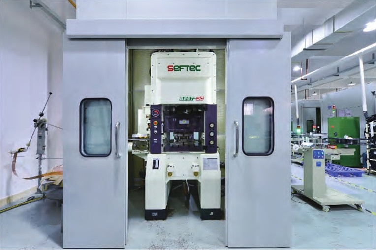 leading LED patch bracket producer